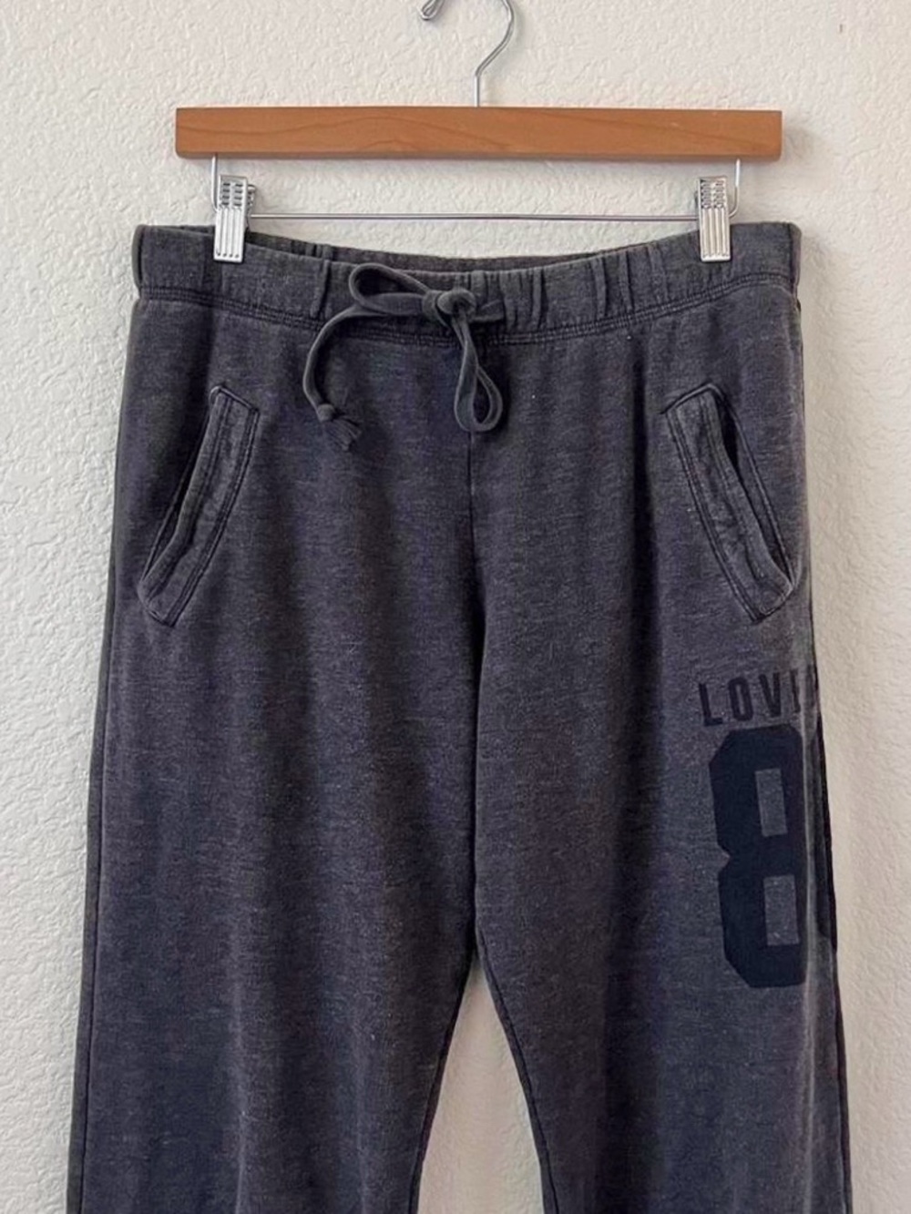 PINK Victoria's Secret Charcoal Gray Pullover Sweatshirt